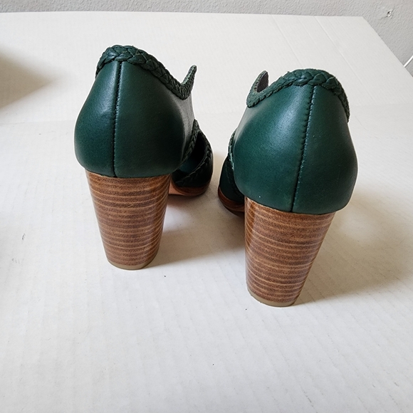 NEW - ELF dark green leather shoes with 3" heel - Picture 2 of 7
